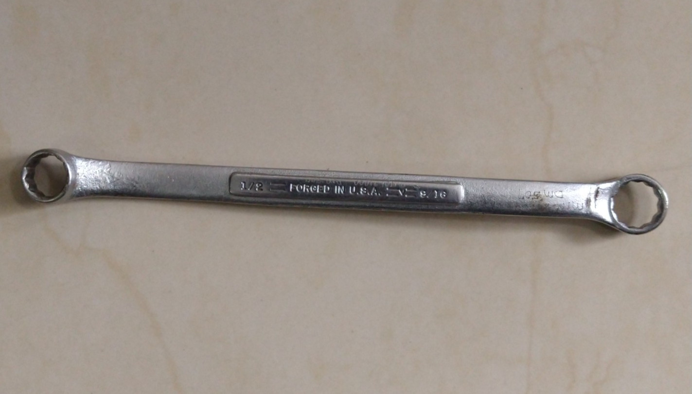 CRAFTSMAN TOOLS USA V, 1/2″ x 9/16″ DBL OFFSET BOX WRENCH, 8.6″ LONG, 12 POINT.