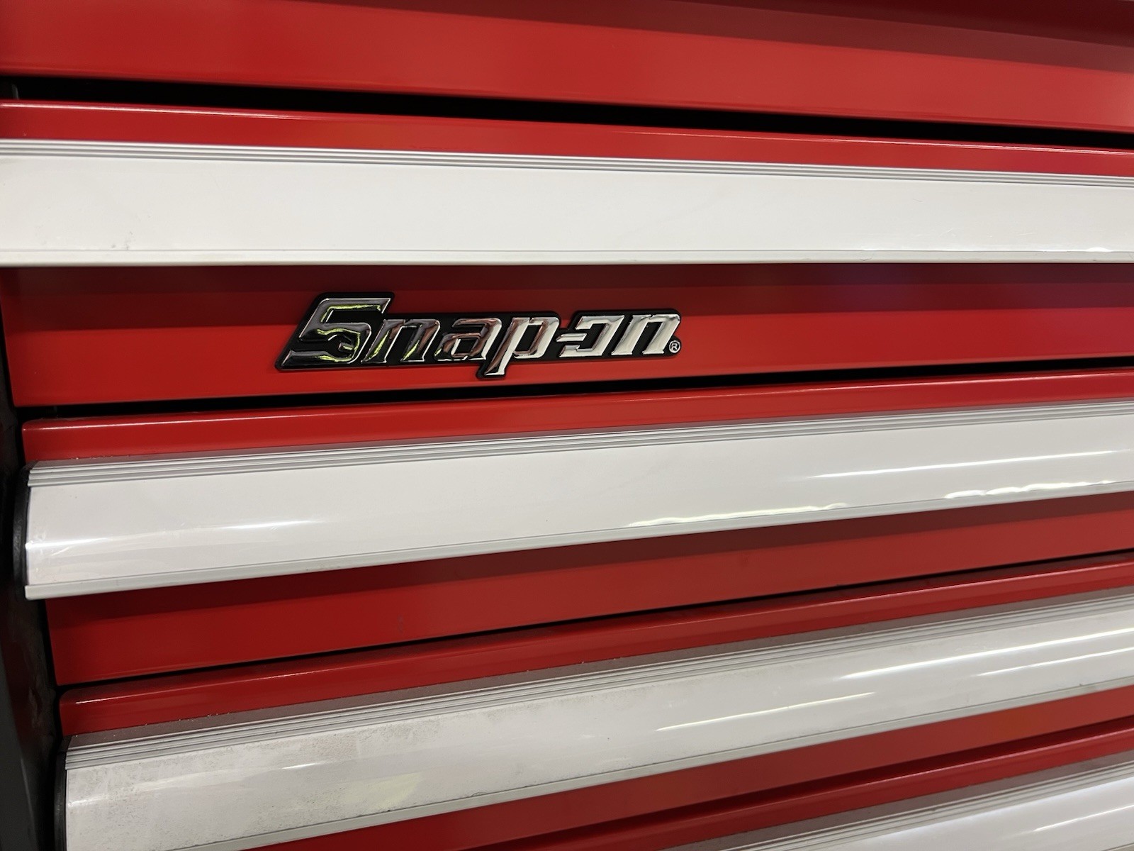 Snap On Tools METAL 3D Toolbox Roll Cab Chrome Badge Emblem Sticker Decal logo.