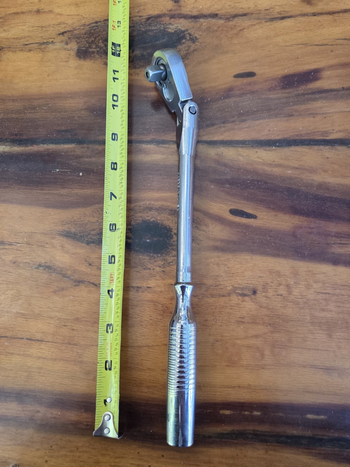 CRAFTSMAN USA – 3/8″ Drive 12″ Long Handle Flex Head Ratchet Ribbed Handle 44836