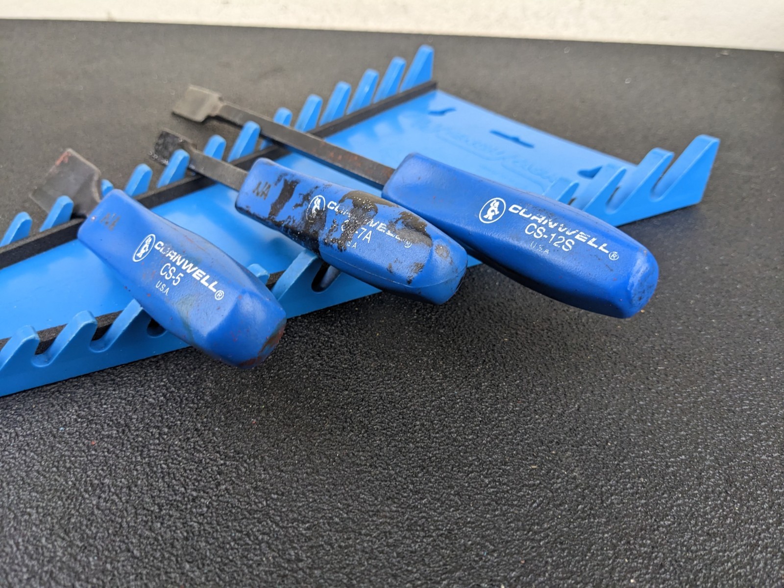 #bn963 Cornwell Tools USA CS Classic Blue Hard Handle Carbon Scraper Set