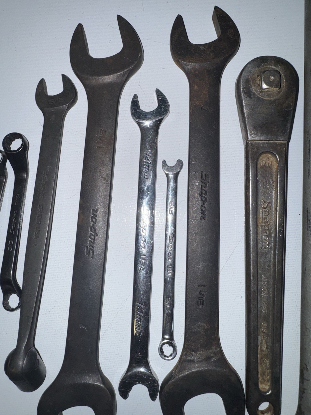 Lot Of Snap On Hand Tools (sockets, Screwdriver, Rachet, Wrench)