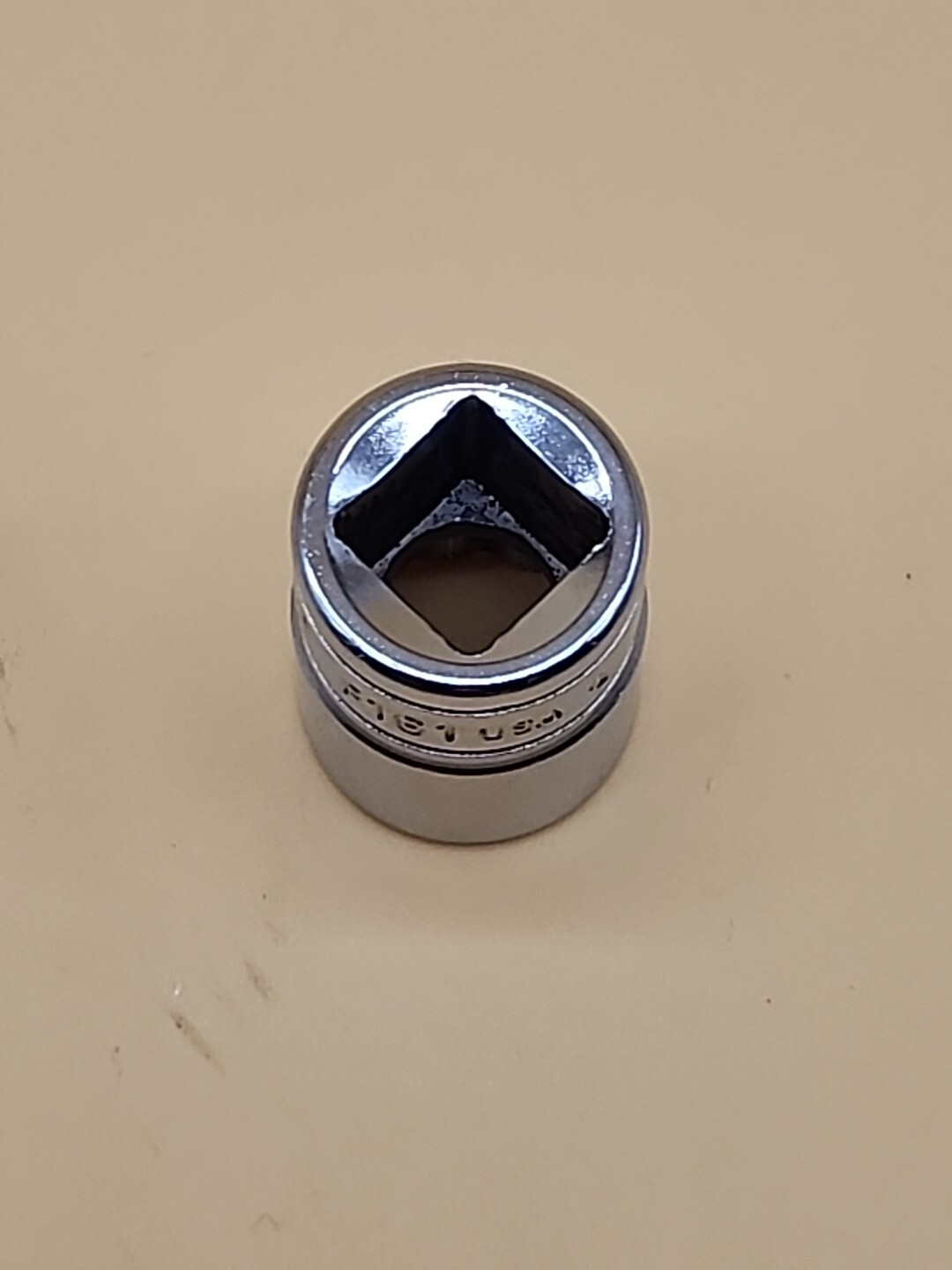 Snap-on Tools F-161 1/2” SAE Chrome 3/8″ Dr. 12-Pt. Chrome Socket USA