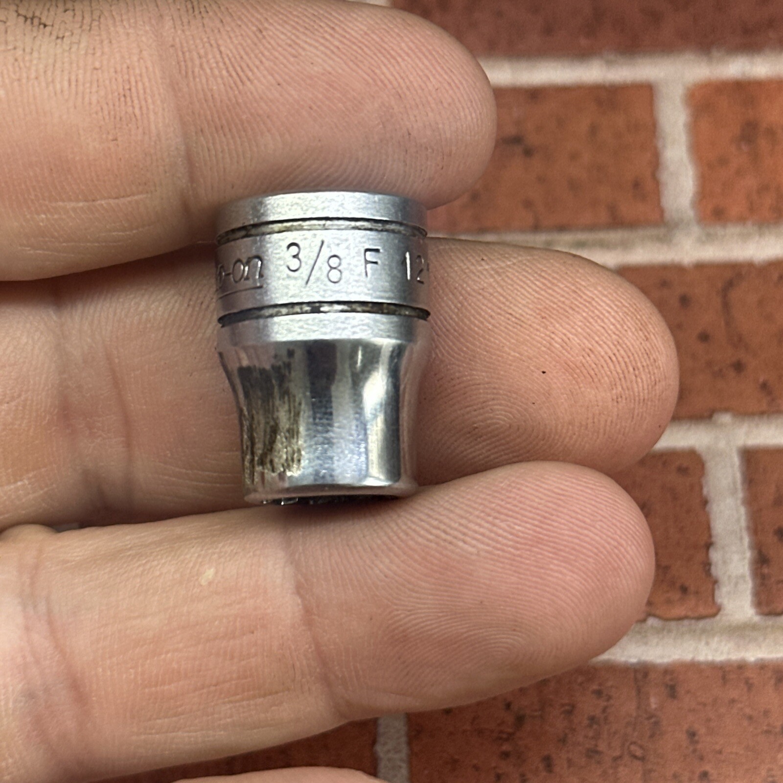 Snap-on F121 3/8″ 12pt 3/8″ Drive Socket