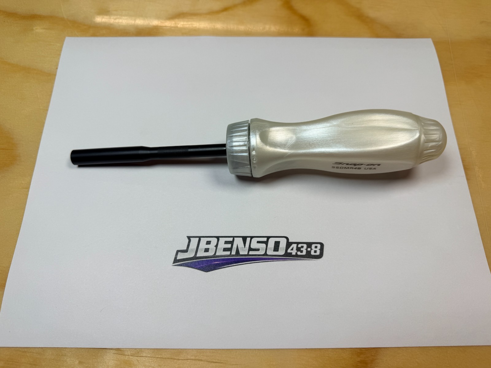 Snap-on Tools NEW PEARL WHITE Ratcheting Screwdriver w/ Black Shaft SSDMR4BPW