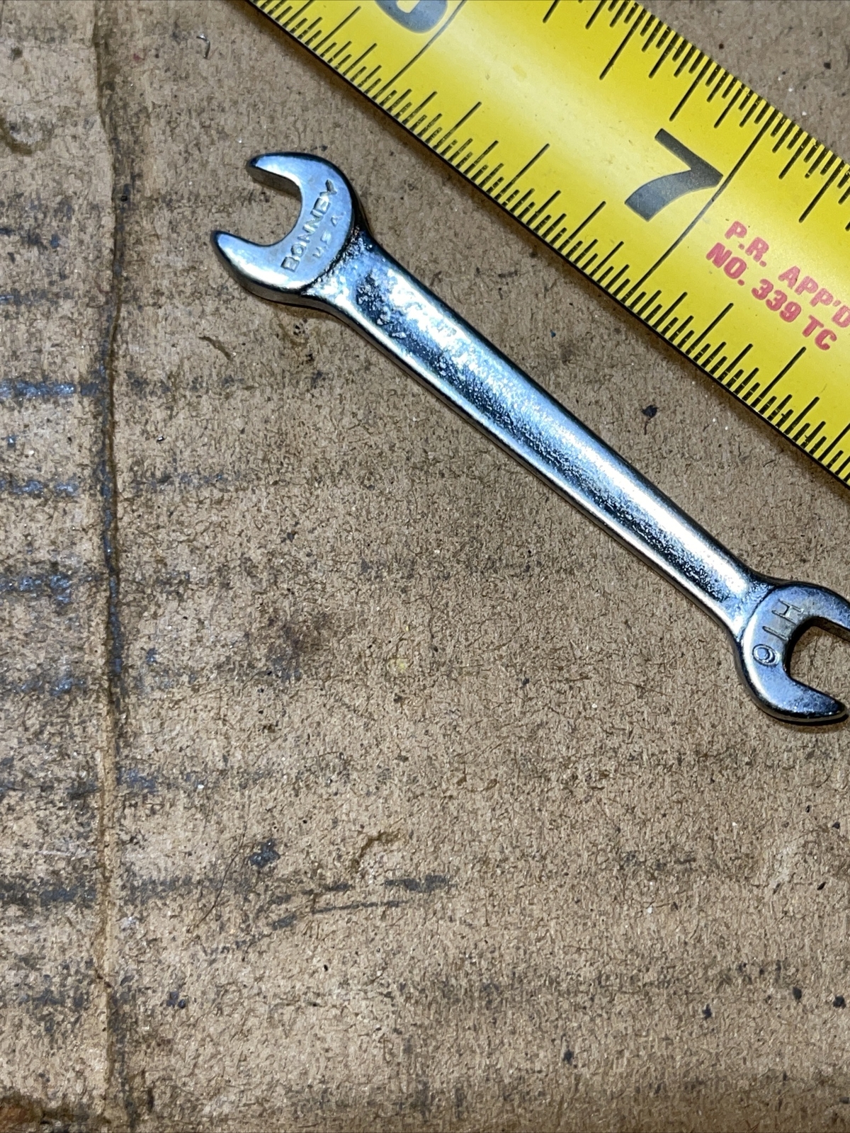 Vintage Bonney USA H10 7/32 in x 3/16 in SAE miniature Open End Wrench Mint