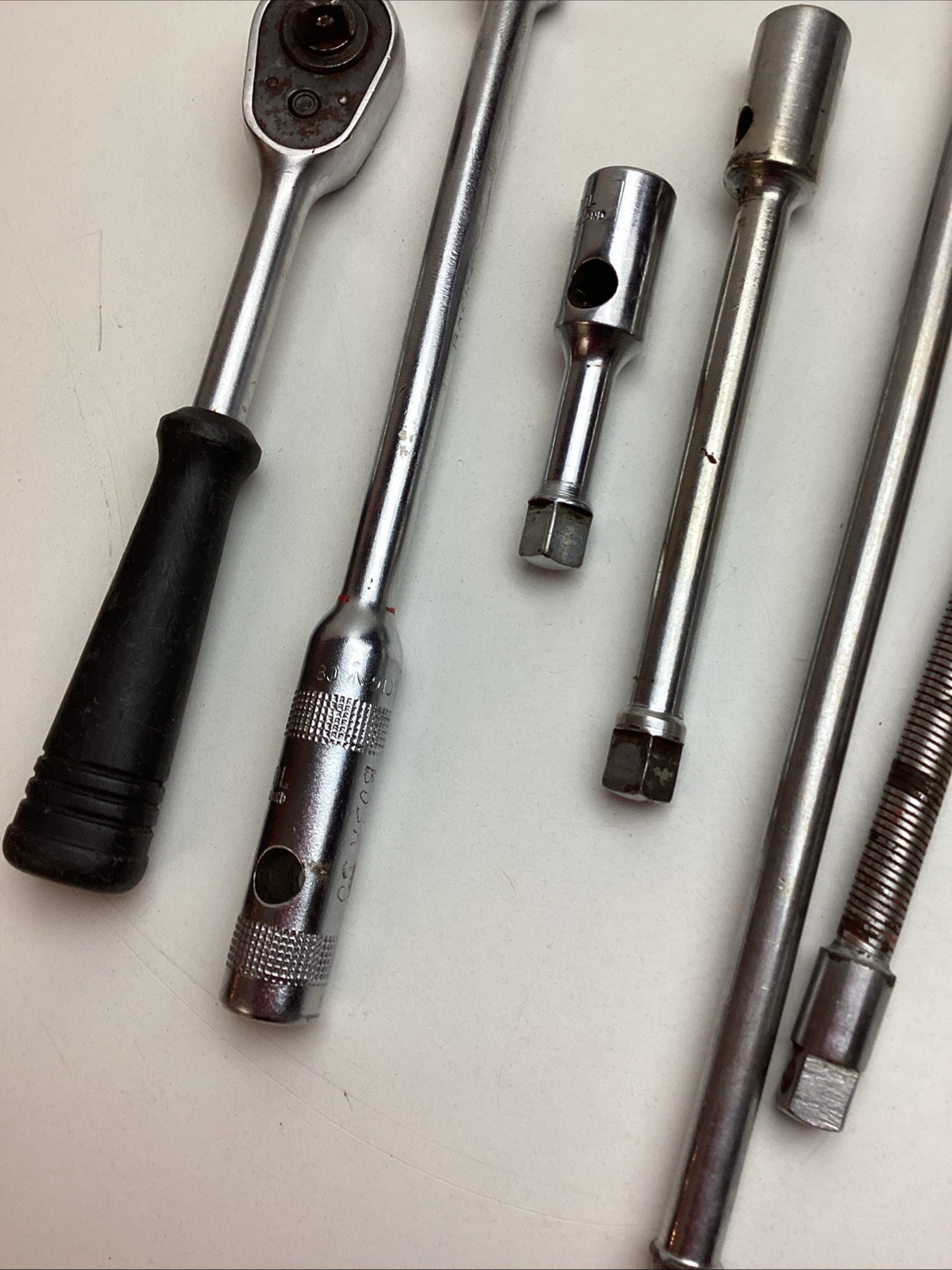 6 Pc BRITOOL 3/8”Drive Assortment. 4 Extensions. Ratchet. T Bar. Breaker Bar