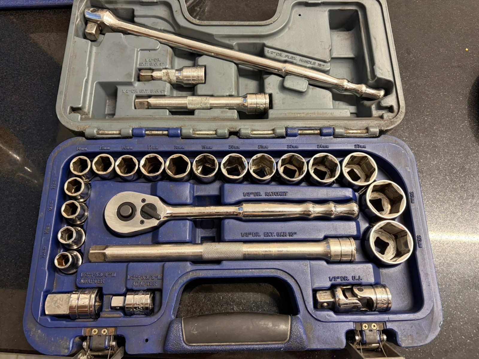 Blue Point 33 pc 1/2″ Drive SAE/Metric General Service Socket Set BLPGSS1233