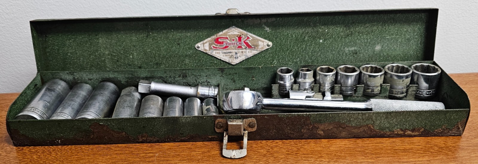 Vintage S-K Tools 3/8″ Drive Socket Set 19 pieces and Case