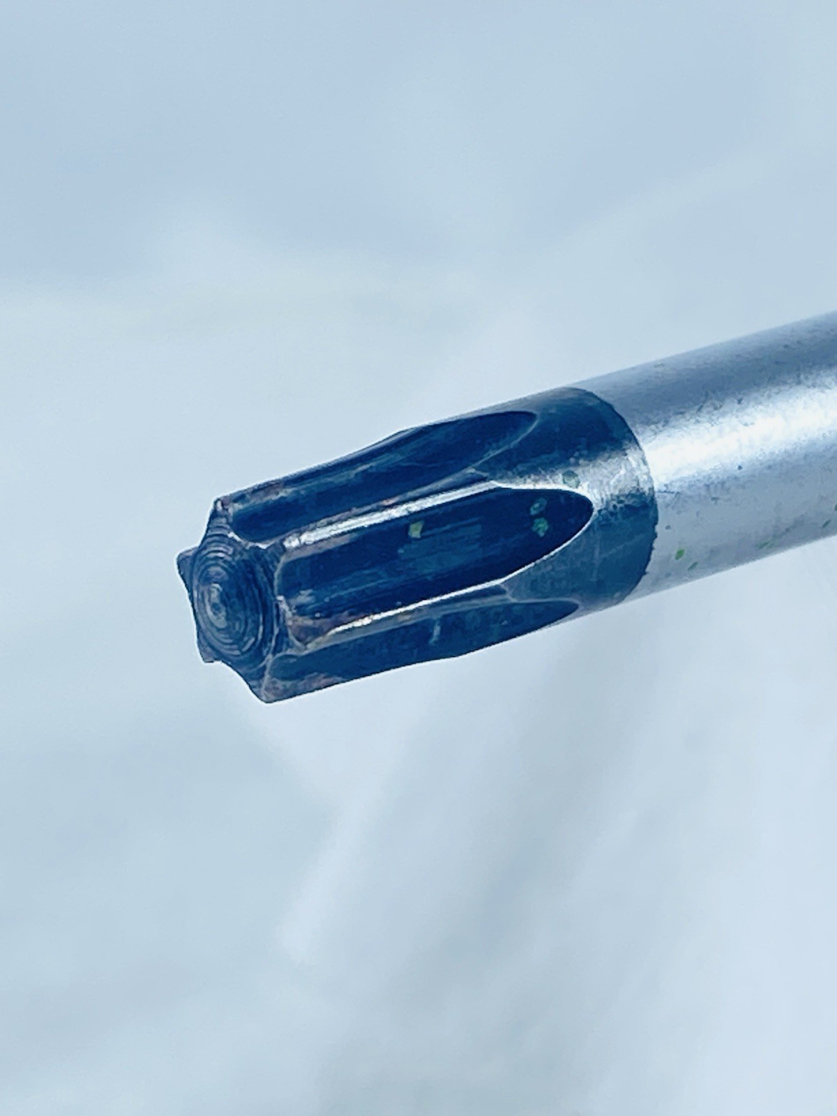 Grip Hex Screwdriver (2) Pieces T-10 And T-40