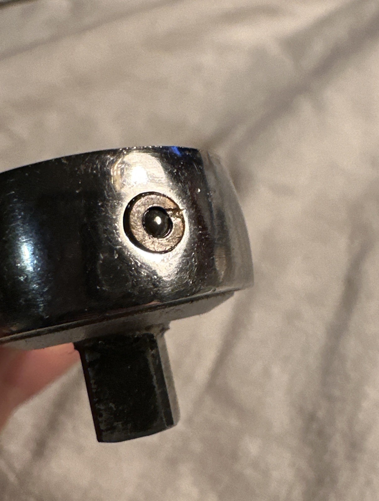 Craftsman -V- 43185 Ratchet 1/4″ Drive USA Quick Release Oil Port
