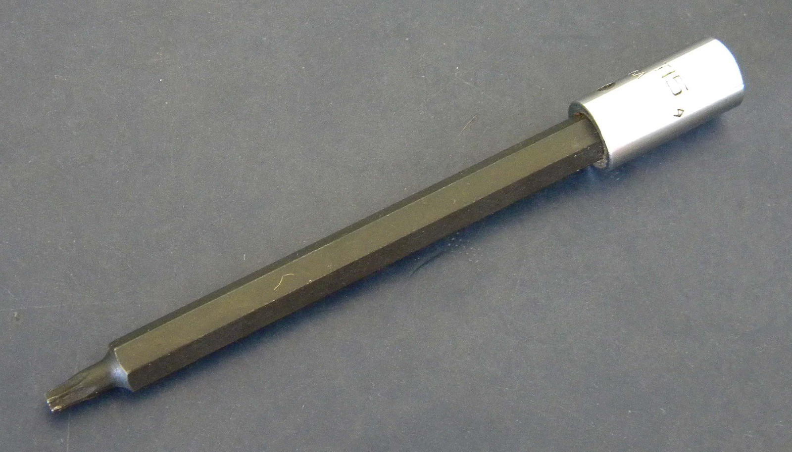 Snap-on Tools TTXL15 1/4″ Drive T15 Long 4″ Torx Bit Chrome Socket Driver, USA
