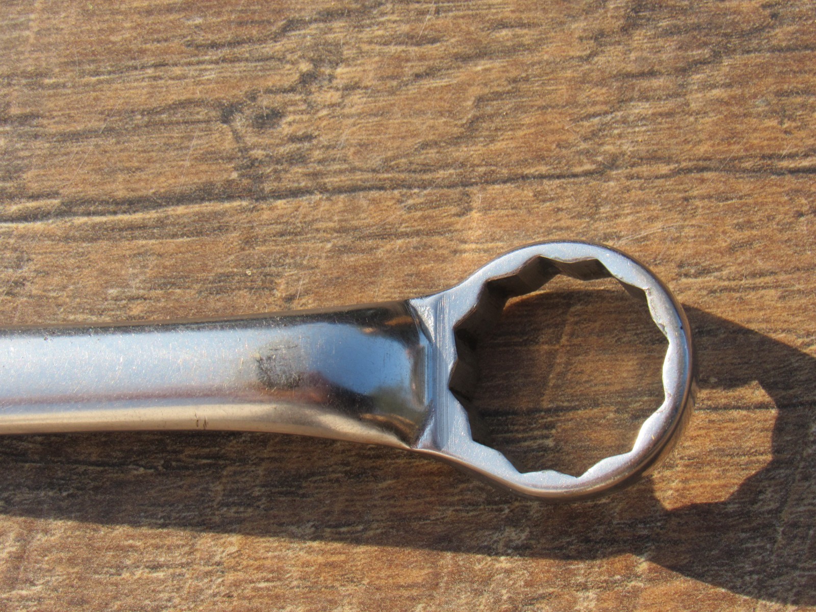 SNAP ON XS2226 11/16″ X 13/16″ 12 POINT BOX END WRENCH 10° OFFSET 2226 UNDERLINE