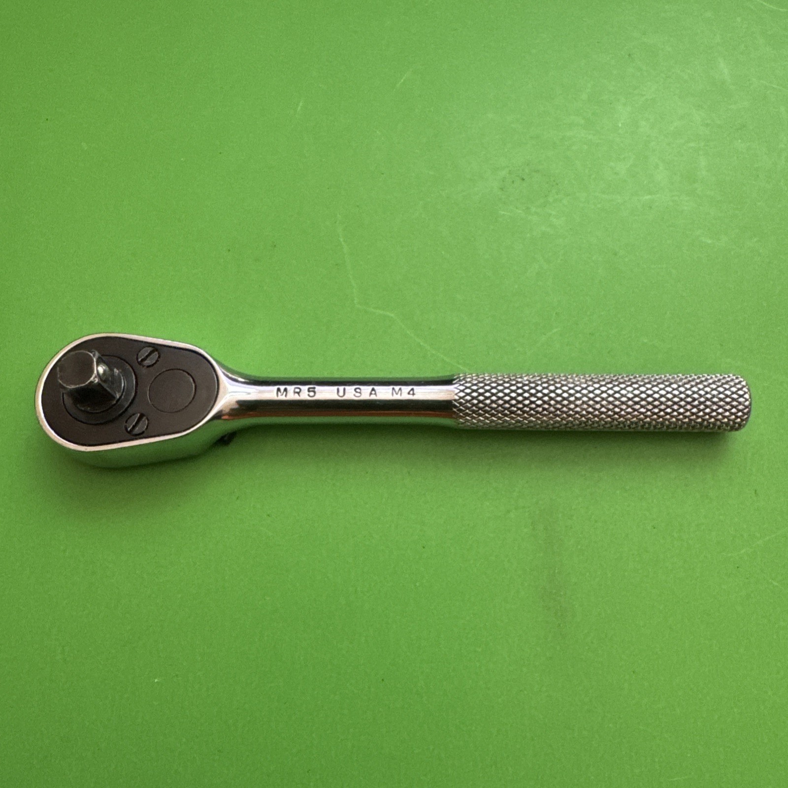 MAC Professional Tools USA 1/4″ Drive 4.75″ Long Knurled Pear-Head Ratchet MR5