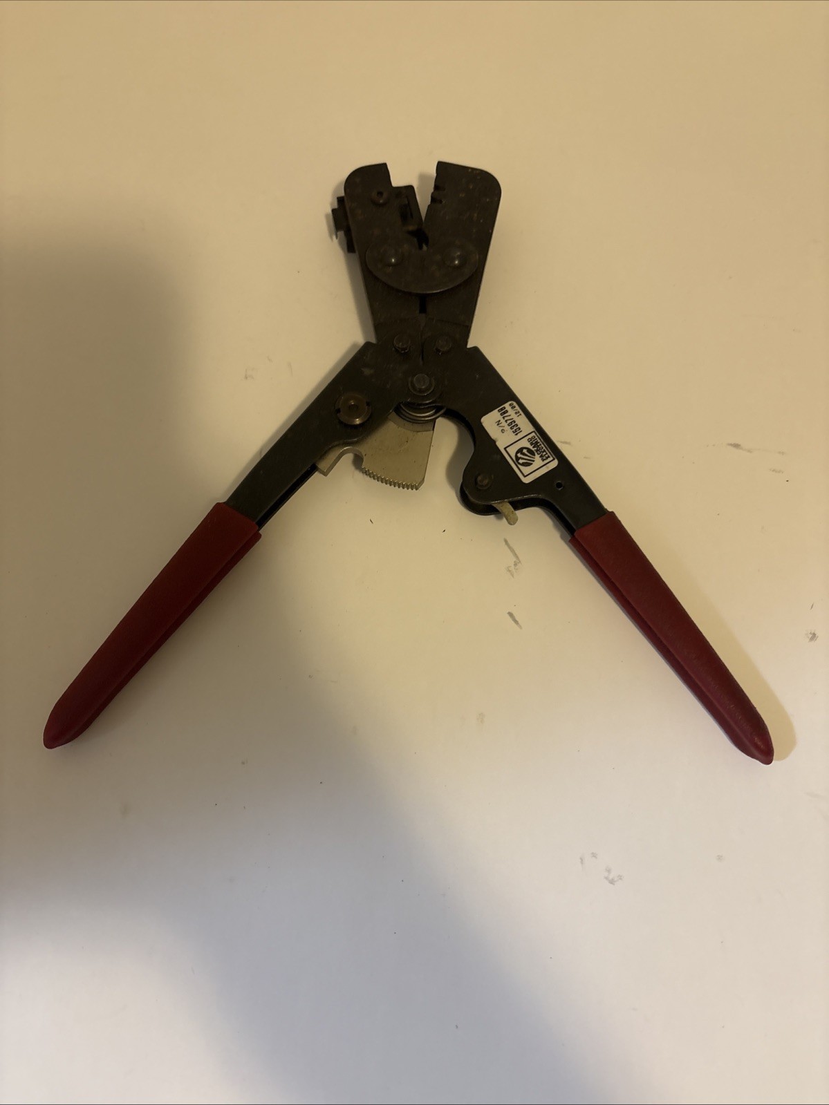 Packard Electric GM 15397700 Red Rubber Handle Terminal Crimpers Good Condition