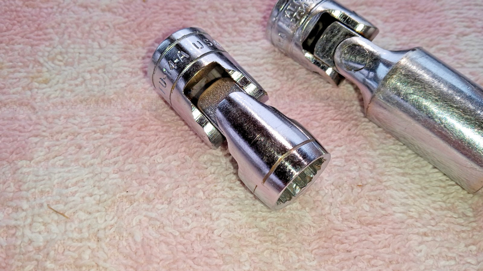 SNAP-ON SWIVEL SOCKETS PAIR 7/16 and 9/16 BOTH 3/8dr USED W WEAR SEE DESC snap