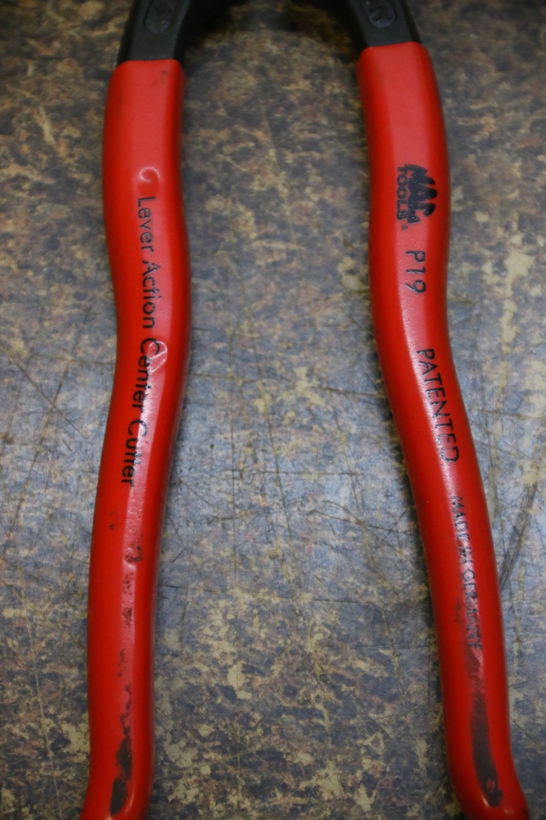 MAC TOOLS KNIPEX P19 LEVER ACTION CENTER CUTTER