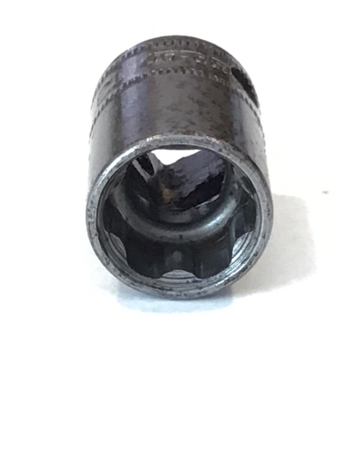 Snap On DFM13 RARE 3/8″ Drive 13MM Metric 6 Point Shallow Surface Drive Socket
