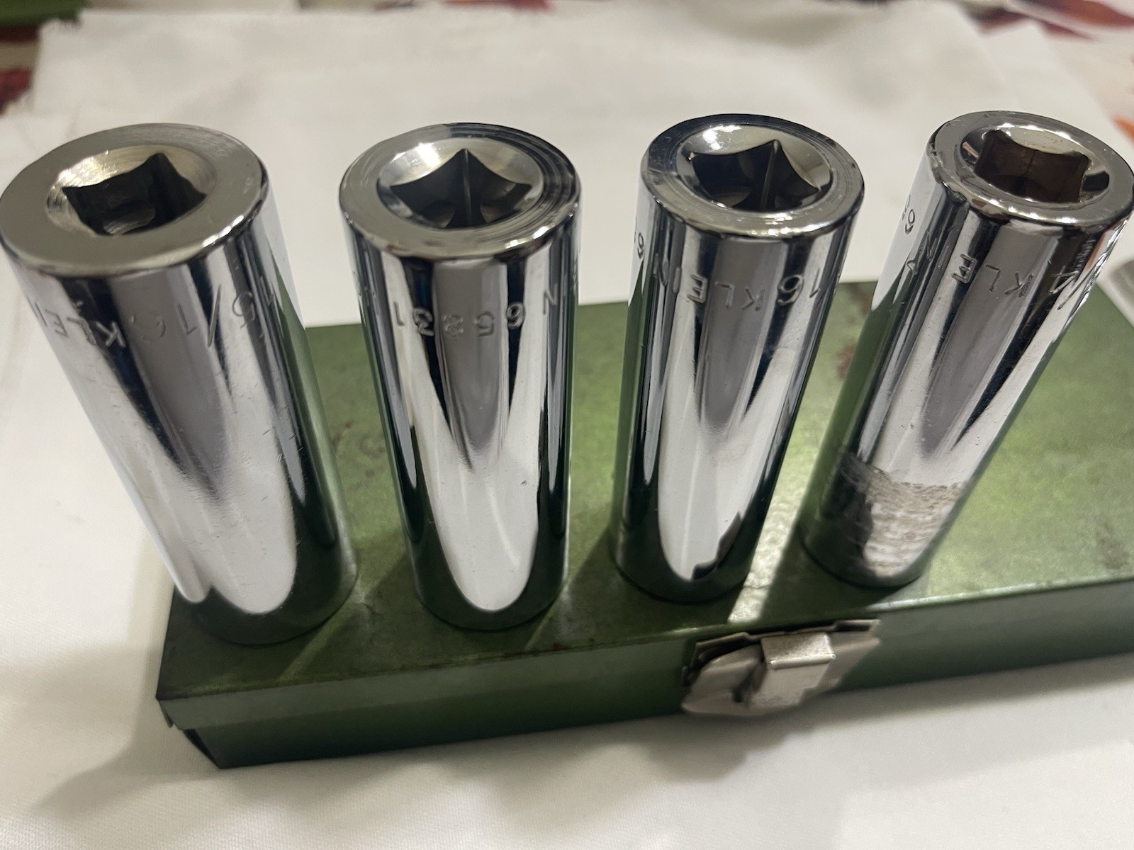 Vintage Klein Tools 8 Pieces Deep Socket Set . # 65825 To 65832