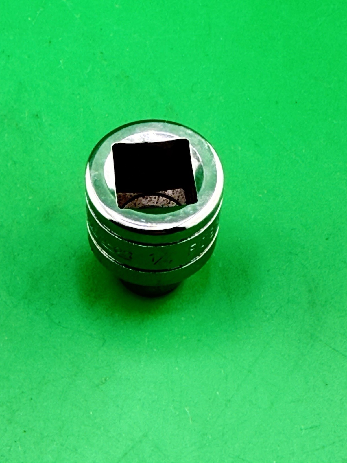 Snap On 3/8″ Drive 1/4″ 12PT Shallow Chrome Socket F081