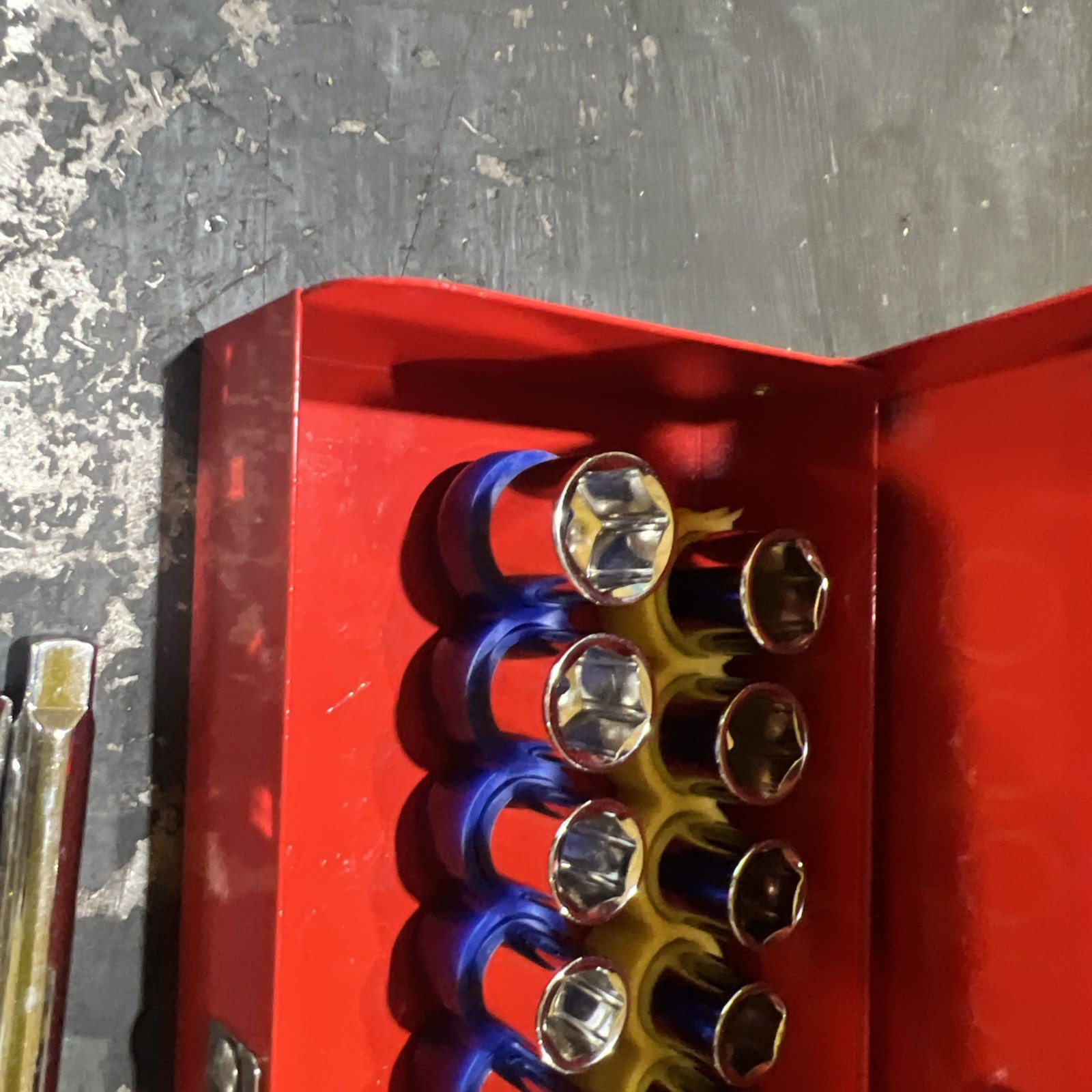 Vintage Jensen 25 pc. 1/4″ Drive Metric and SAE Socket Set in Metal Case NEW