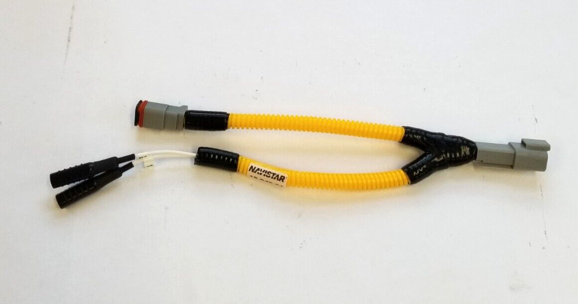* International NAVISTAR 18-046-01 Breakout Harness