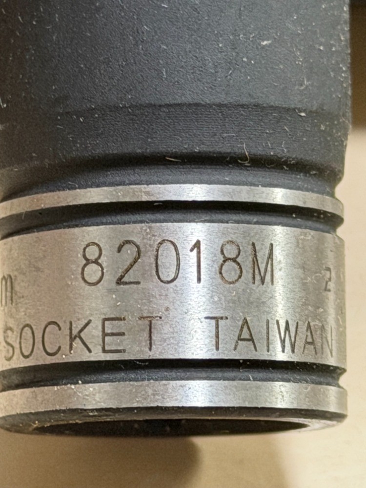 82018M 1/2″ Drive x 18mm Standard Length 6 Pt Duo-Socket Lifetime Warranty