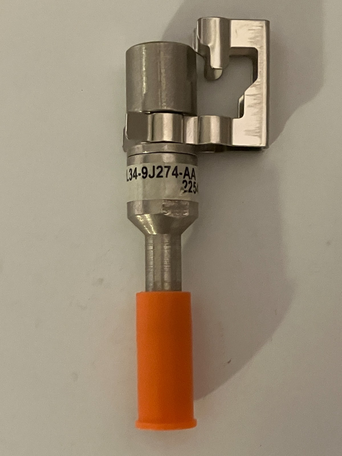 USA!!! NEW Genuine OEM Ford 1L3Z-9J274-AA Fuel Pump Fuel Cross-Flow Check Valve