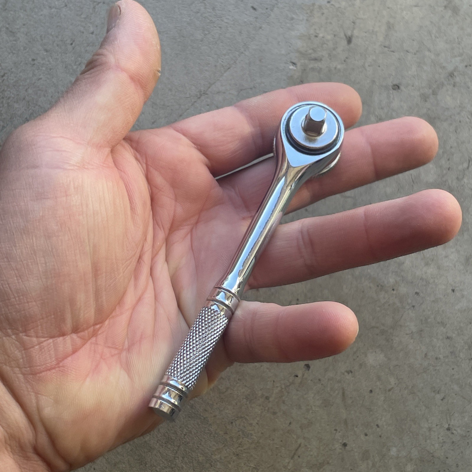 Blackhawk Tools 5″ Long Ratchet 1/4″ Drive W/ Thumb Wheel Knurled GW-9945A