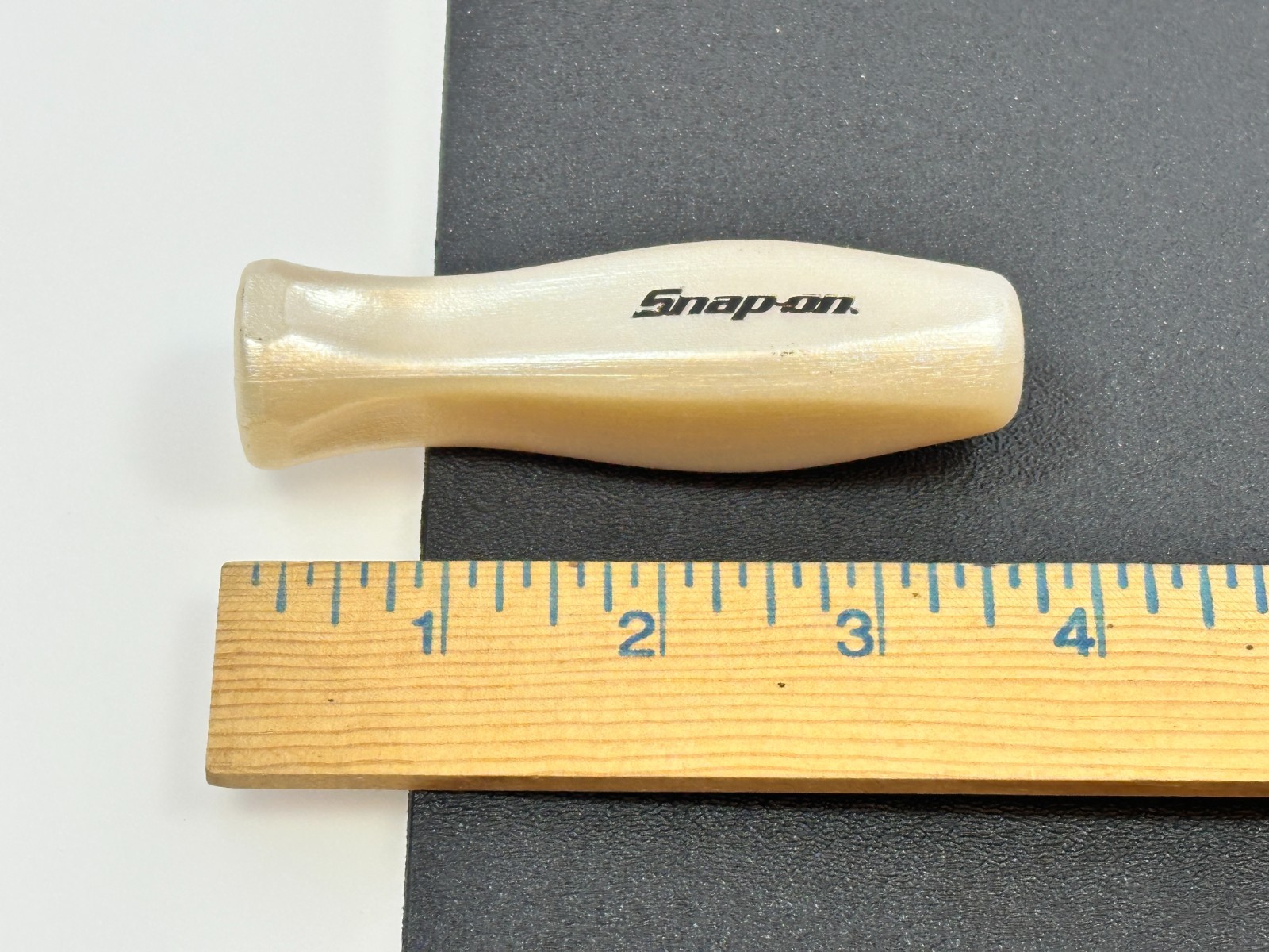 Snap-on Tools PEARL WHITE Discontinued 3/8″ Drive Replacement Ratchet Hard Grip
