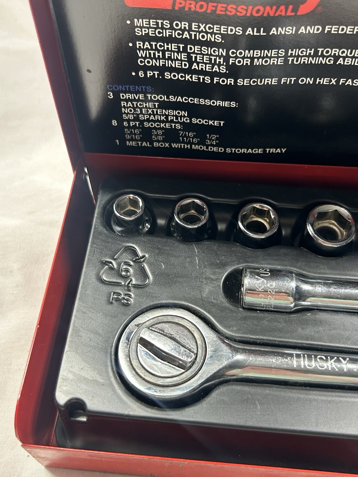 HUSKY PROFESSIONAL 12 Piece 3/8” Drive Socket Set #40003 Metal Case Made In USA