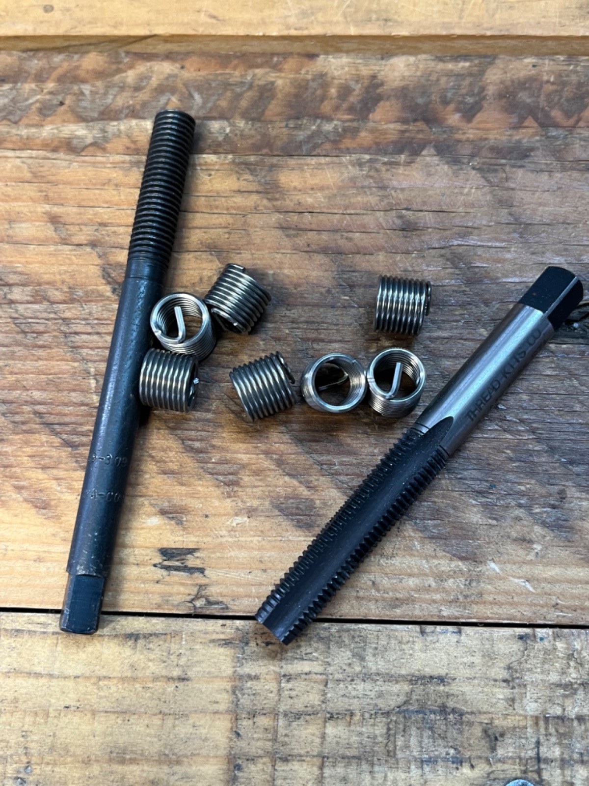 Thread Repair Kit 16-475 Metric – M9 x 1.25 With 7 thread Inserts – Big A