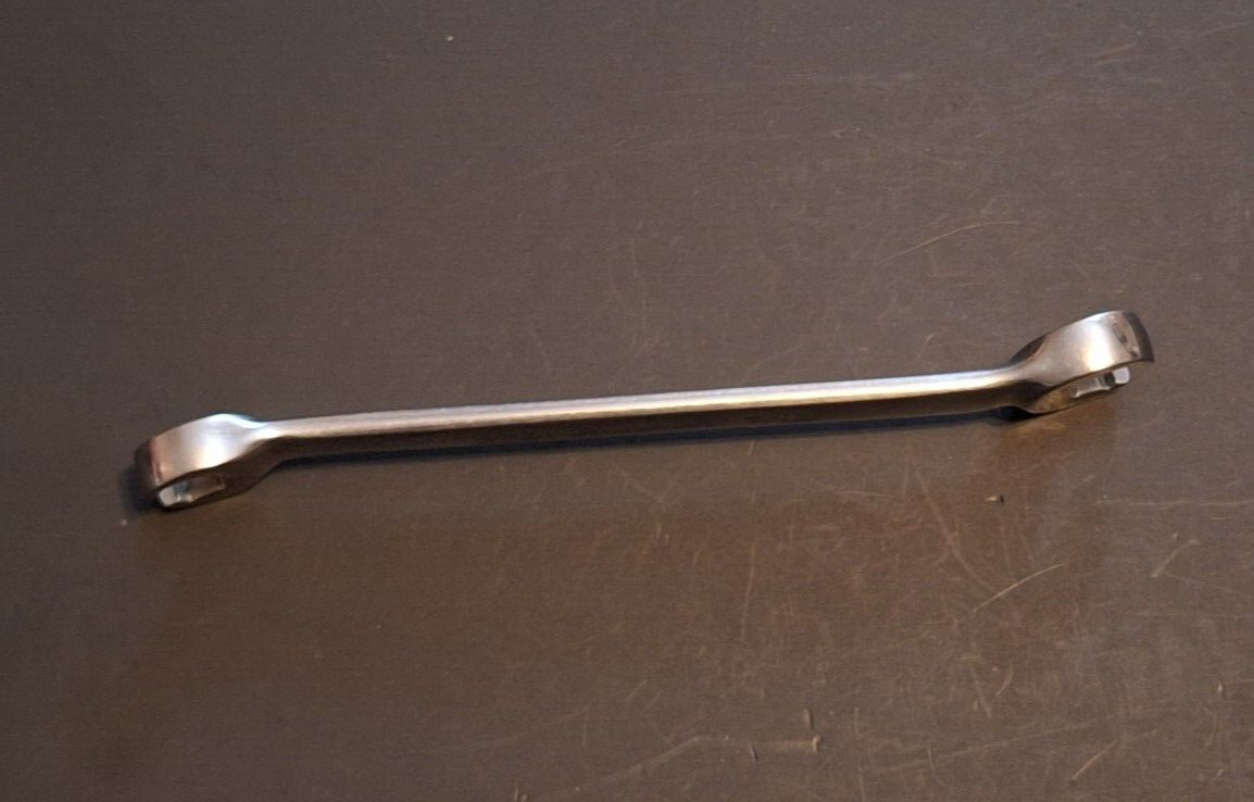 Snap On 3/8-7/16″ 6 Point Flank Dr double end flare nut wrench RXFS1214B
