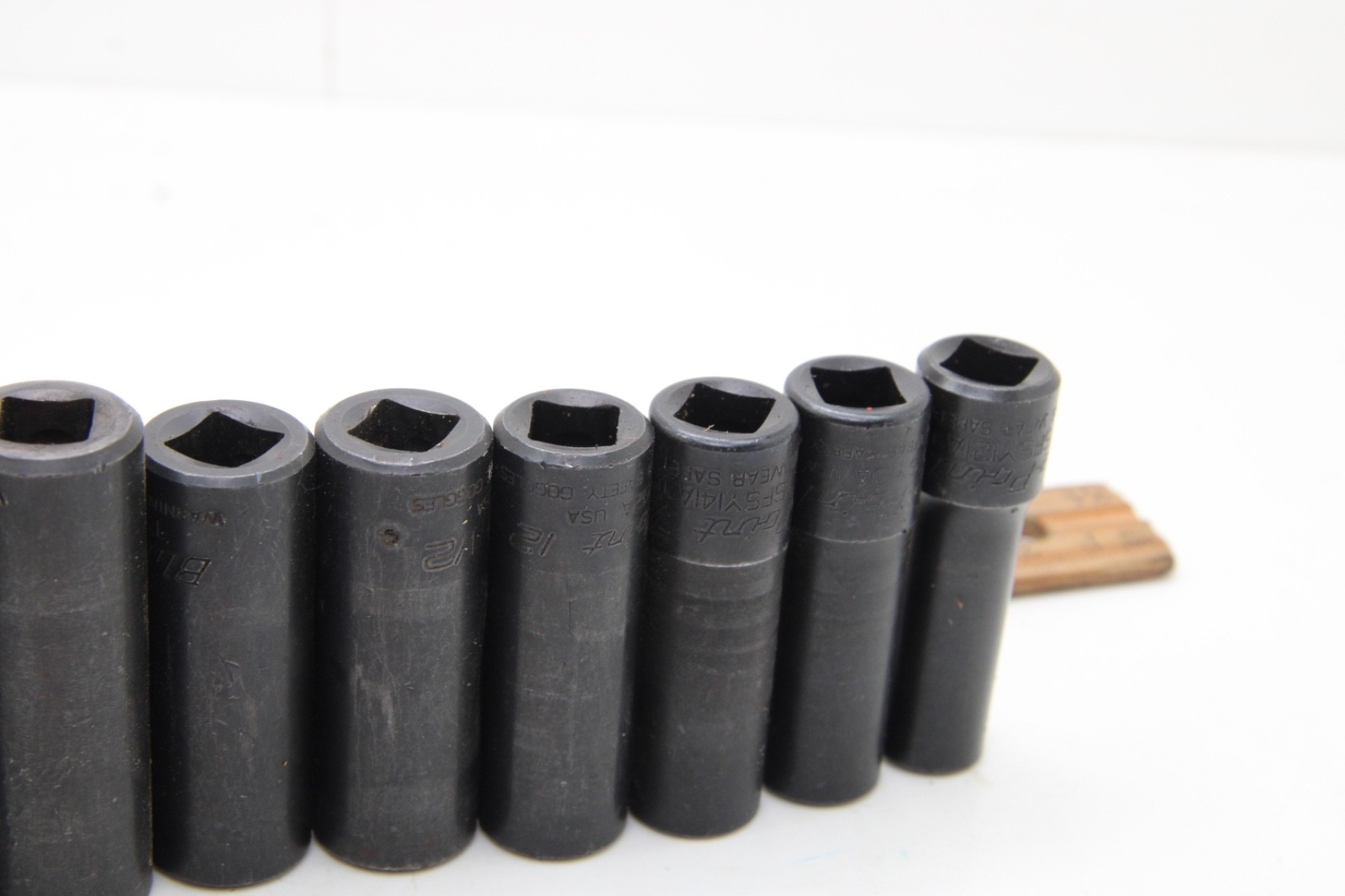 Blue-Point 213TSFSYA 10-17mm 3/8″ Drive DEEP Metric/SAE Twist Impact Socket Set