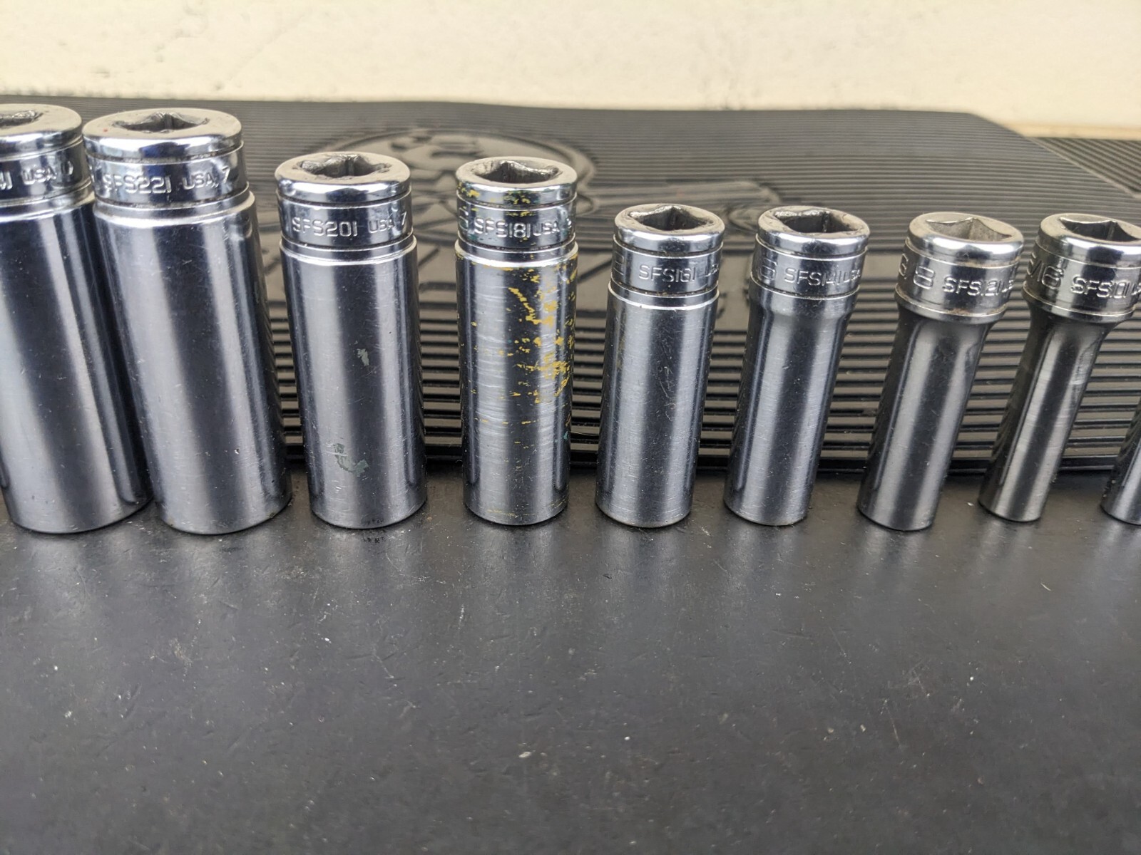 #bb702 Snap-On Tools Socket Set 211SFSY 3/8″ drive 6 Point Deep 1/4″ to 7/8″