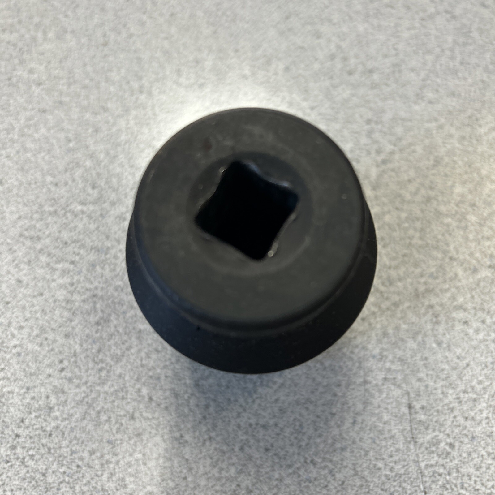Performance Tools Axle Nut Socket 1/2 Drive 38MM 6PT CR-MO Pneumatic