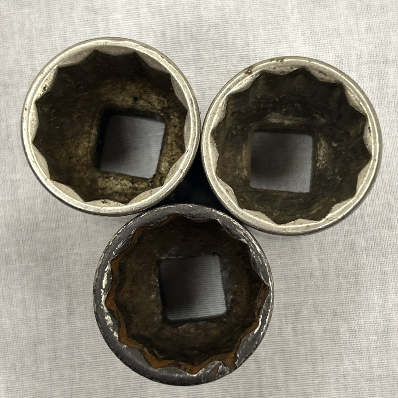 13 Craftsman Sockets One Deep Well And Twelve Standard Sockets V Series 1 VV