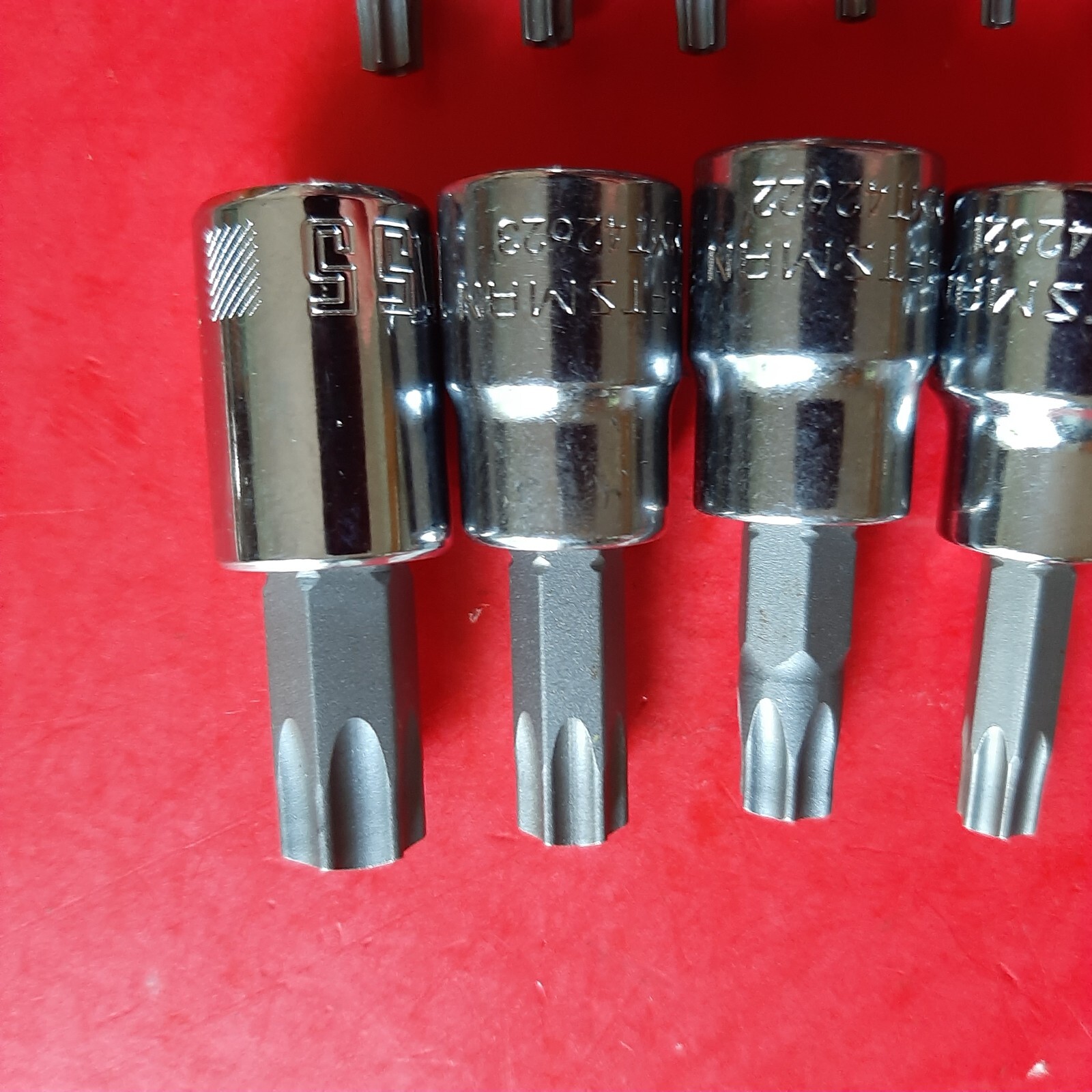 NEW CRAFTSMAN 12 Piece 1/4 & 3/8″ Drive Tamperproof Torx Bit Driver Socket Set