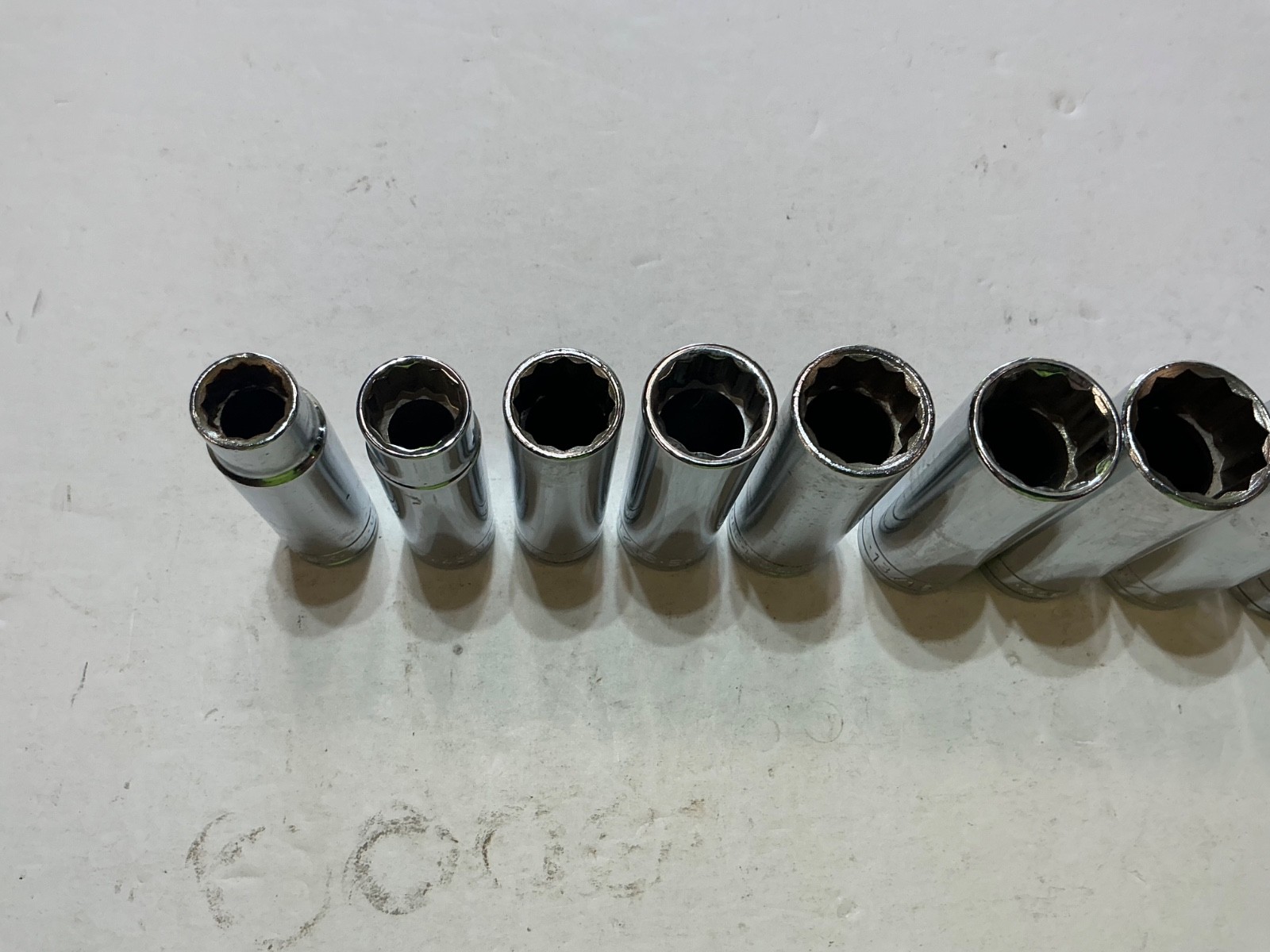 S-K tools 11 pc 1/2″ drive deep SAE set 12 pt 1/2″-1 1/8″ USA made