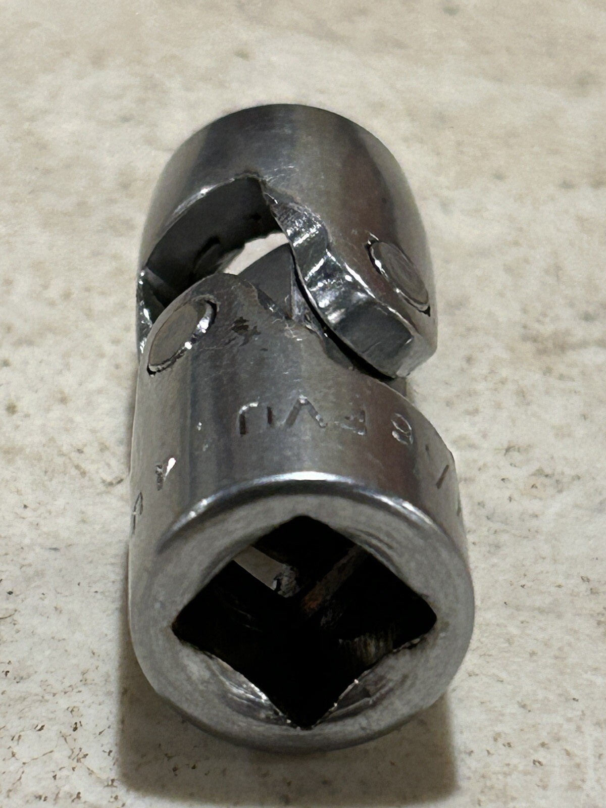 Snap On 3/8 Drive 7/16 12PT Swivel Socket FVU14