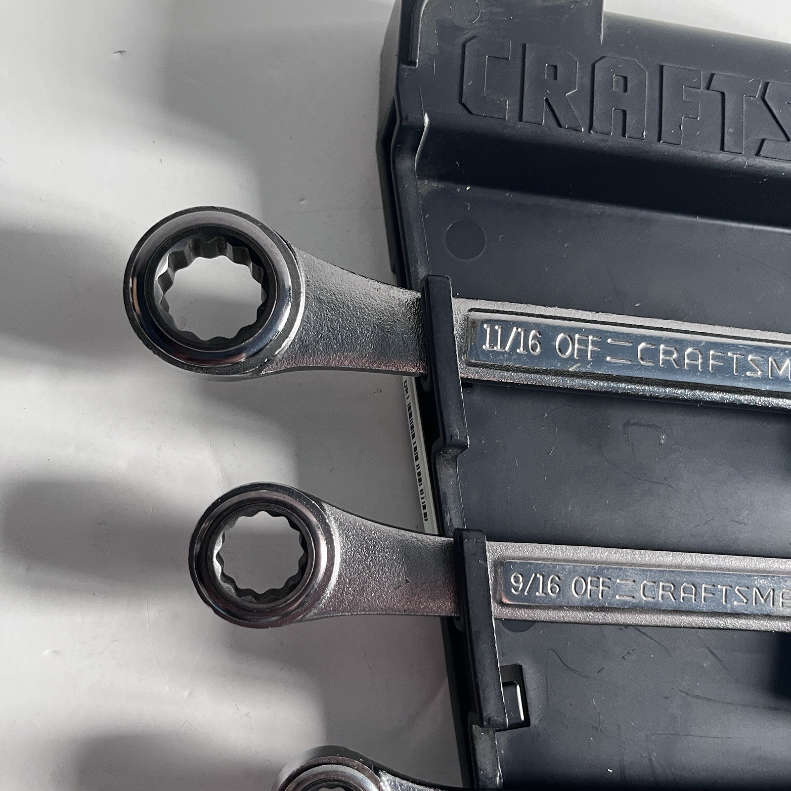 Craftsman USA 42446 SAE 5/16″-3/4″ Ratcheting Double Box Wrench Set