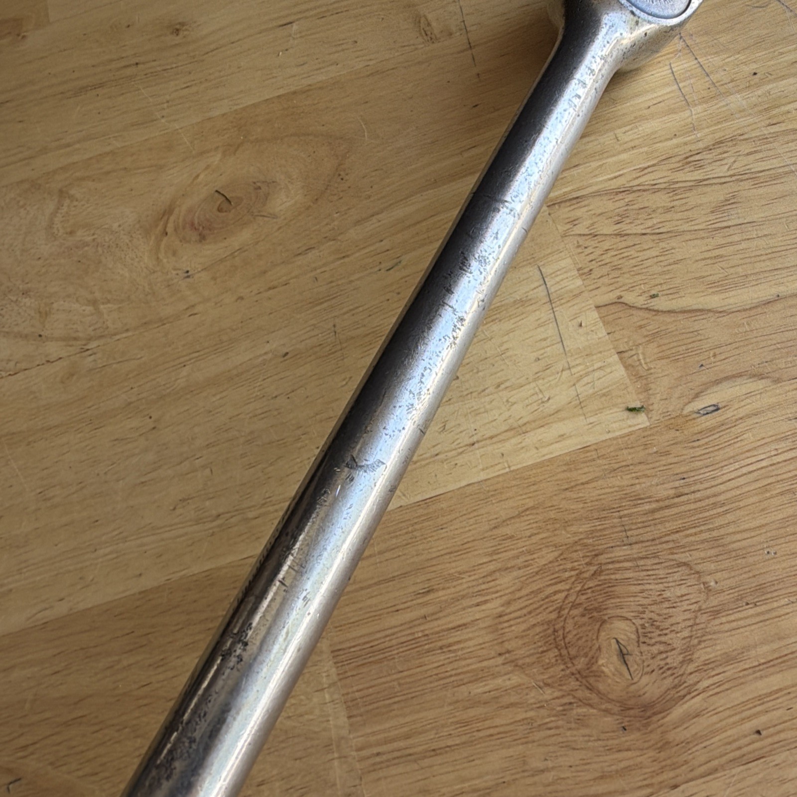 Snap On Tools 15″ Long Ratchet 1/2″ Drive Chrome Handle SL715 Vtg Made in USA