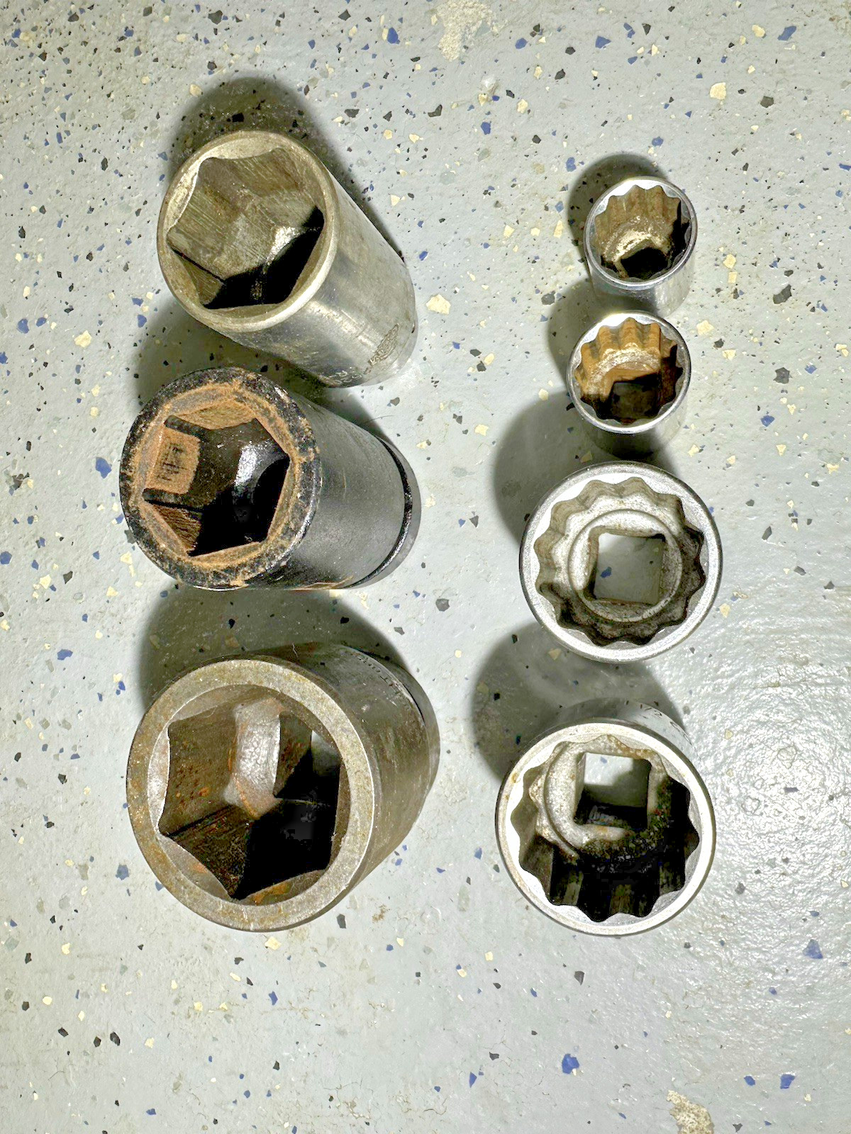 LOT of 7 Sockets Metric SAE – 1-13/16″, 1-1/2”, 1-3/8”, 7/8″, 34mm, 33mm, 24mm
