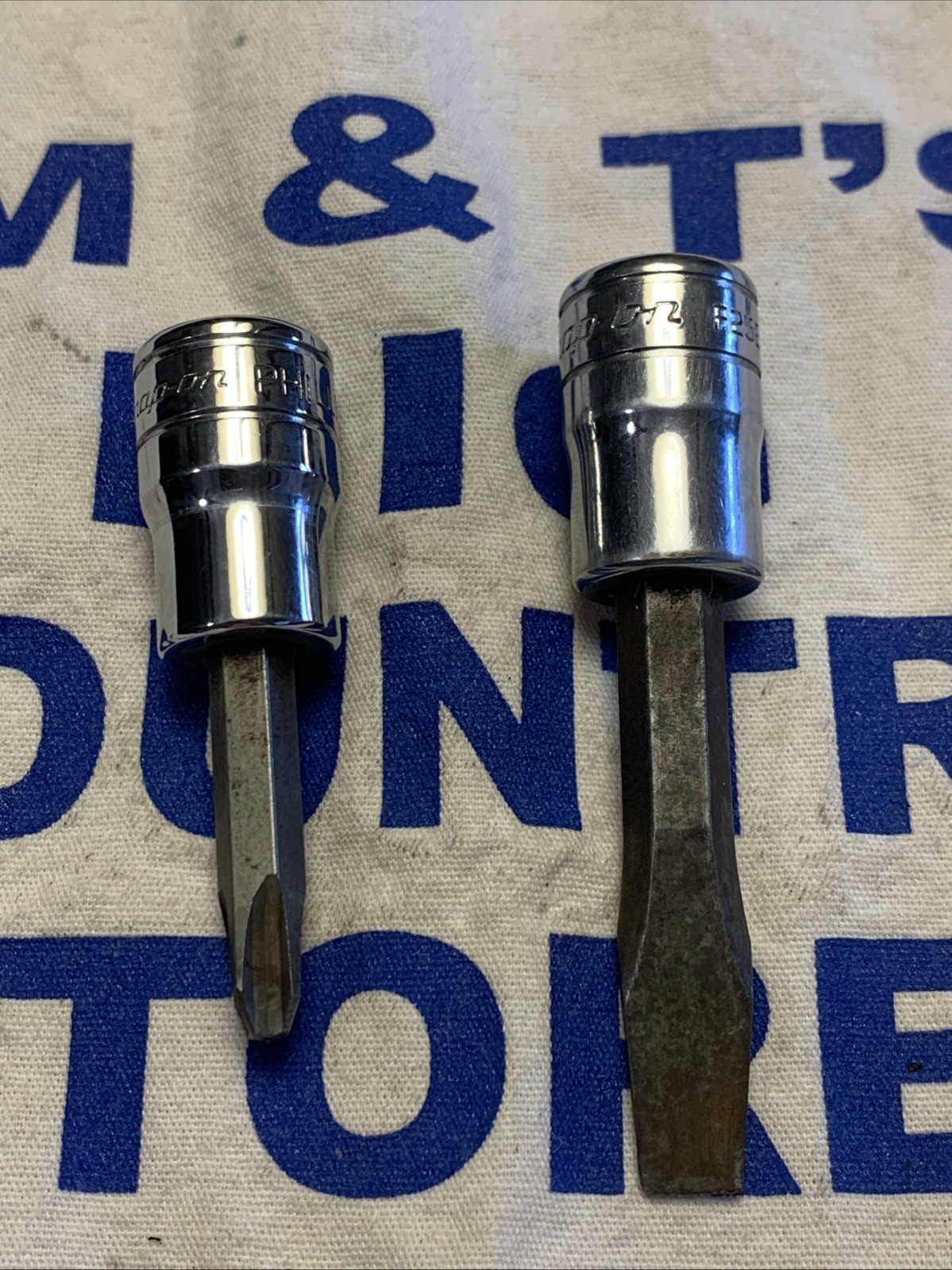 Snap-on Tools USA 3/8″ Drive Flat & Phillips Head Sockets F25E & FP32E