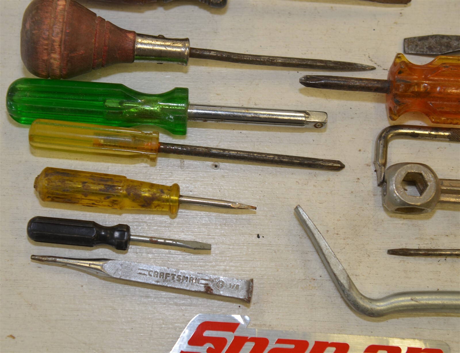 Snap-on Tools Decal & Assortment of 19 Screwdrivers & Other Tools Craftsman