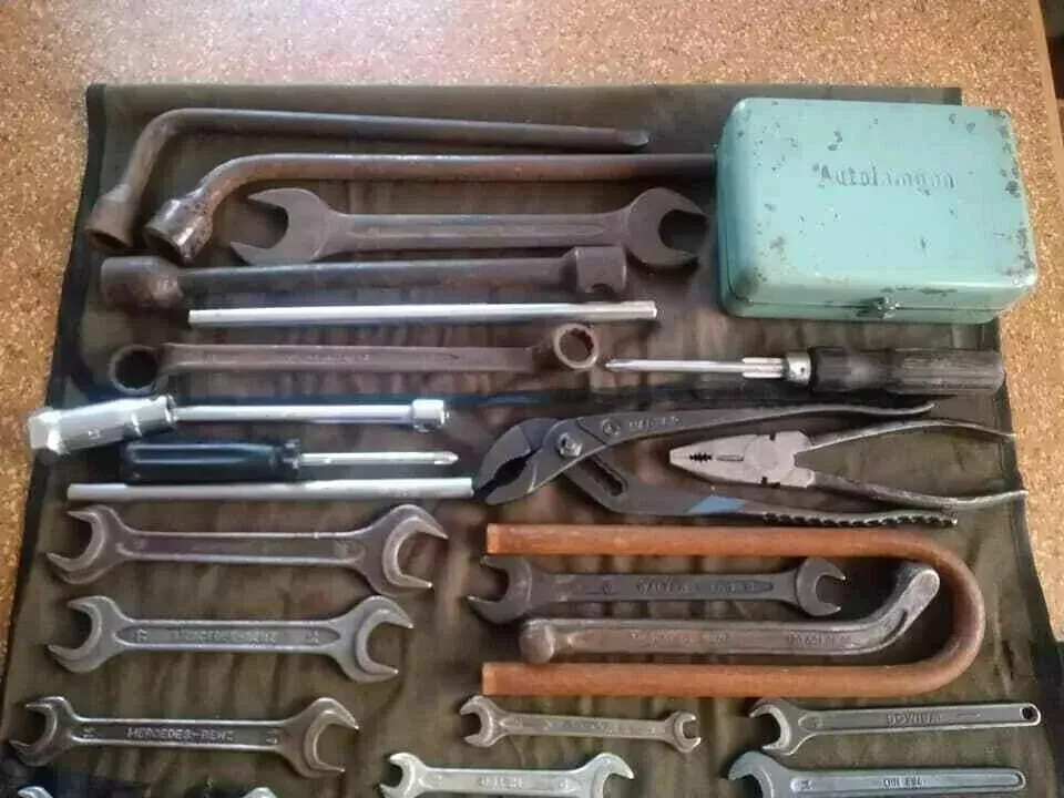 Mercedes Benz tool kit Ponton w136 170 V-s w120 220 190 sl w187 w186 w105