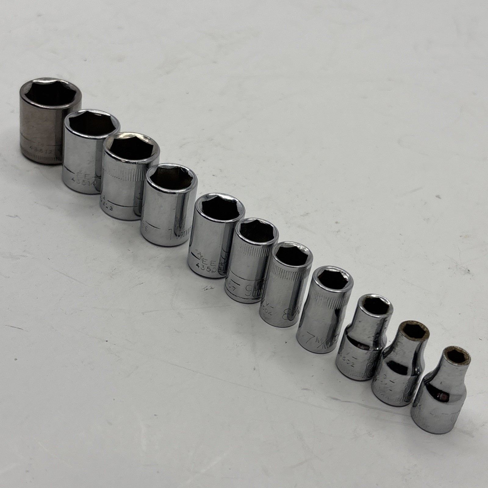 Craftsman 1/4″ Dr 11 PC 6 Pt Point Metric Std Chrome Socket Set 4mm – 14mm
