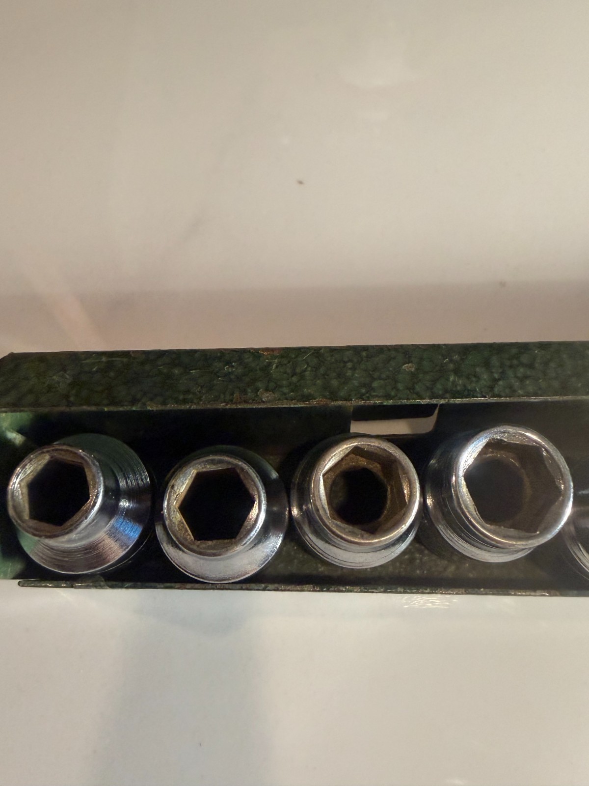 S-K 300 Series 7-19mm. 3/8″ Drive 13 Piece 6 Point Metric Socket Set USA(lotr1)