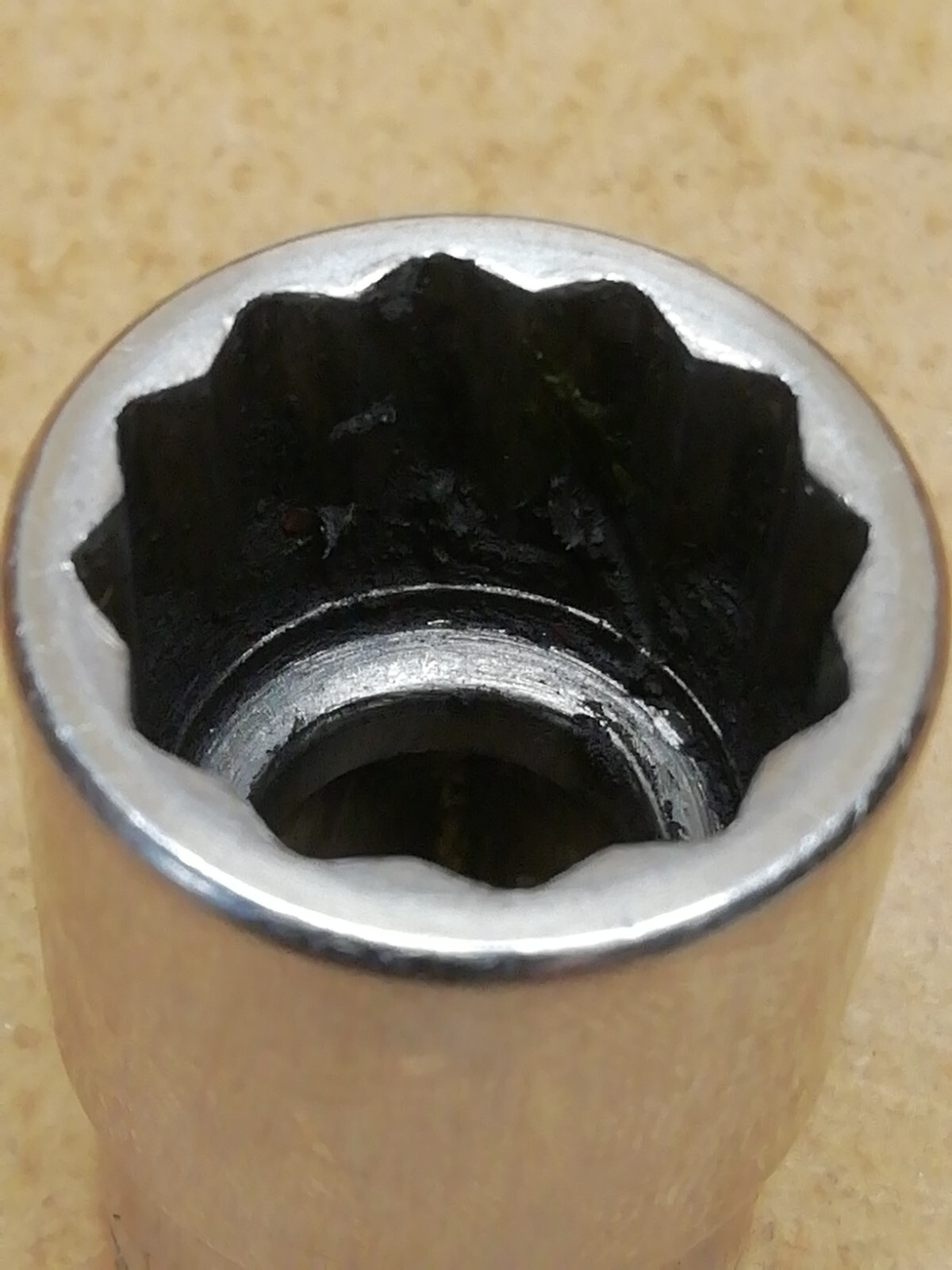 Facom S.11/16 1/2″ Drive OGV 12 point Socket – 11/16″ AF