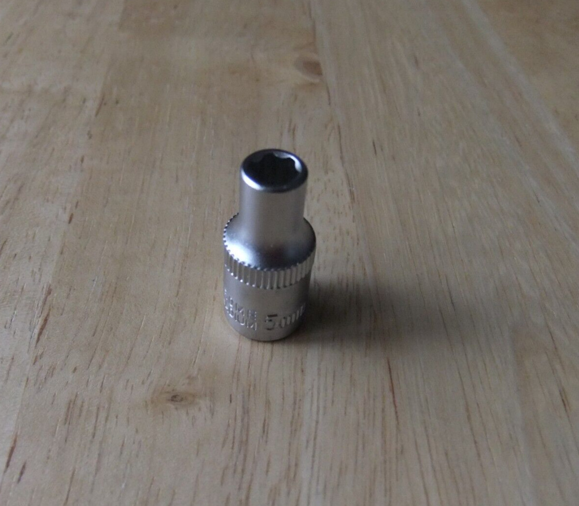 Welzh Werkzeug 5mm x 1/4 Drive Chrome Vanadium Socket – 24mm Long