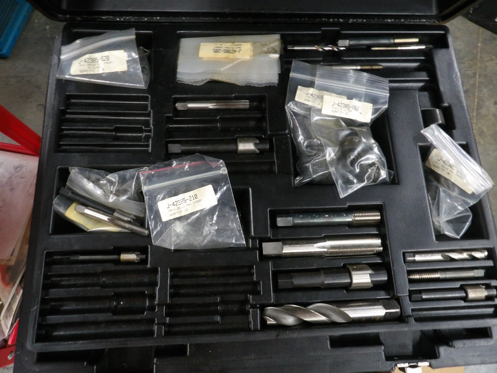 Kent Moore Time Sert J-42385-2000 Thread Repair Kit-29 Piece Set